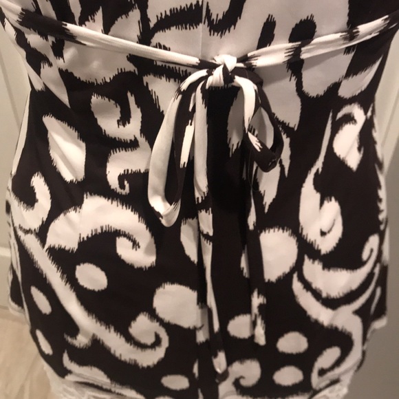 Brand new Cach’e  sleeveless Rhinestone blouse - Picture 8 of 9